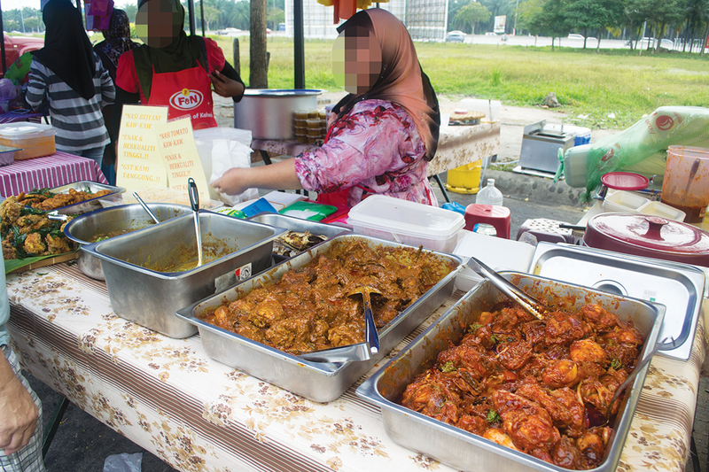 Illustration for article titled The Takeouts of Ramadan Food